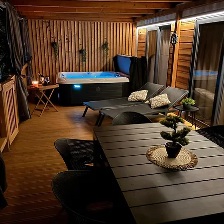 Mobile Luna Camping *