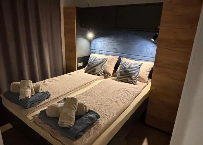 Kamp alanı Mobile Luna Selce